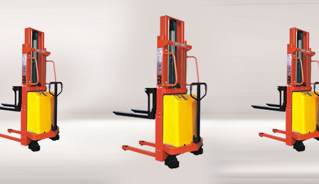 Stacker Semi Electric
